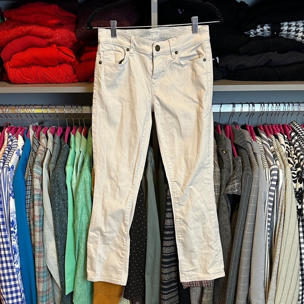 Loft tan 4 pocket modern kick cropped jeans size 0